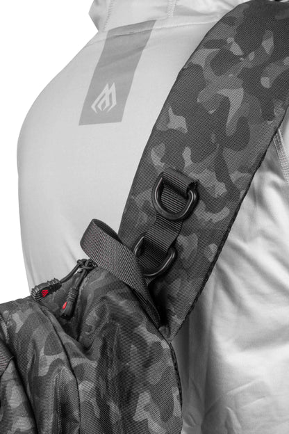 Mikado Rucksack - Sling Bag Large Black Camo (39x24x9 cm) - 1 Stk.